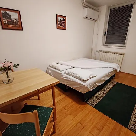 Apartman Green Apartment *